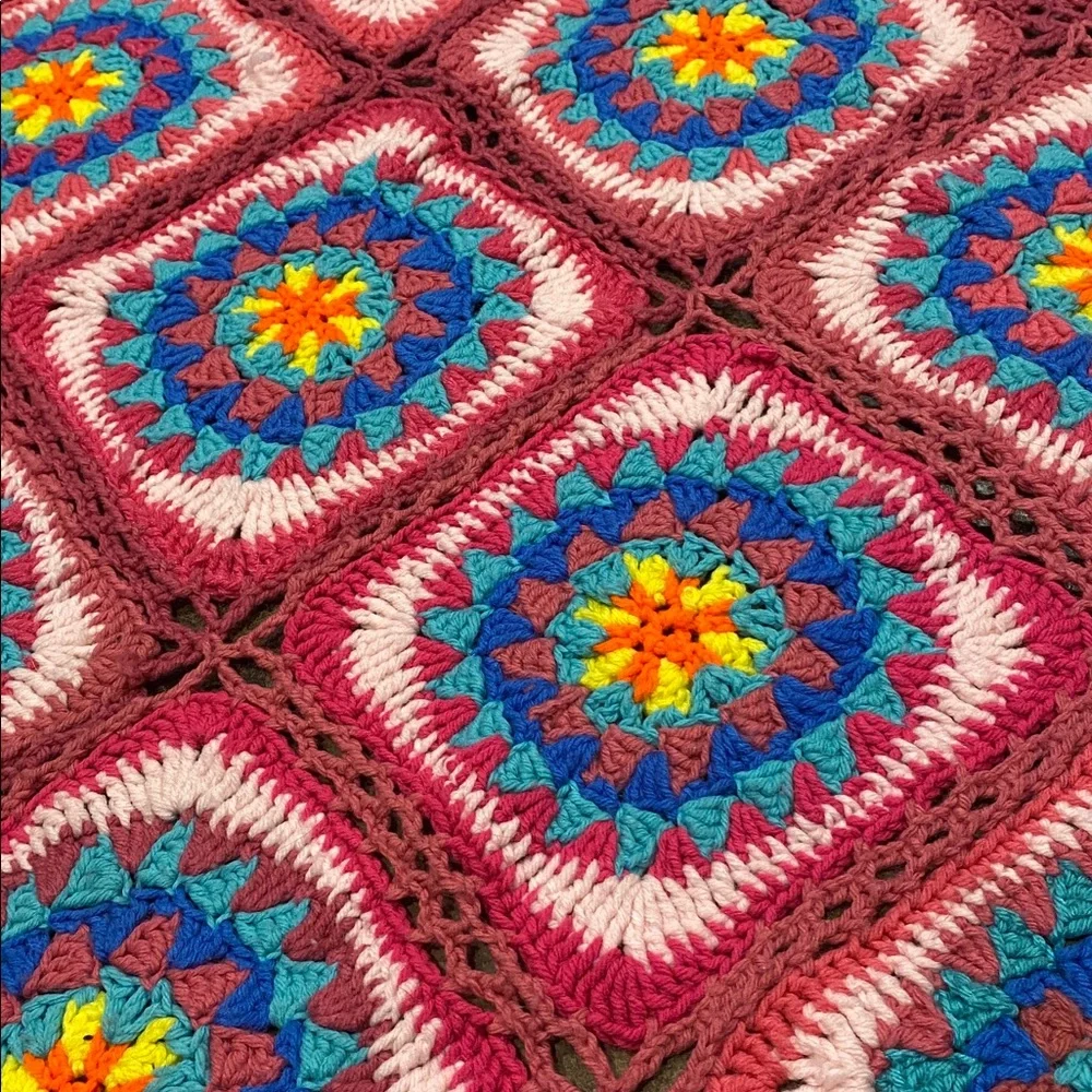 N/A vintage crochet
